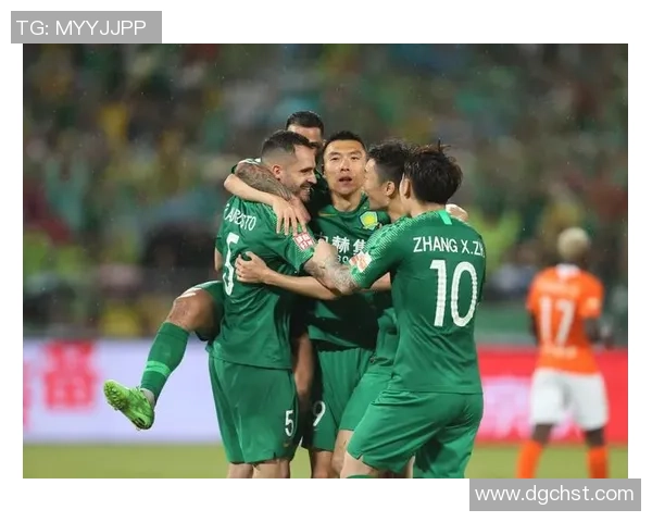 中超激战北京中赫国安迎战武汉卓尔争夺胜利荣耀之战